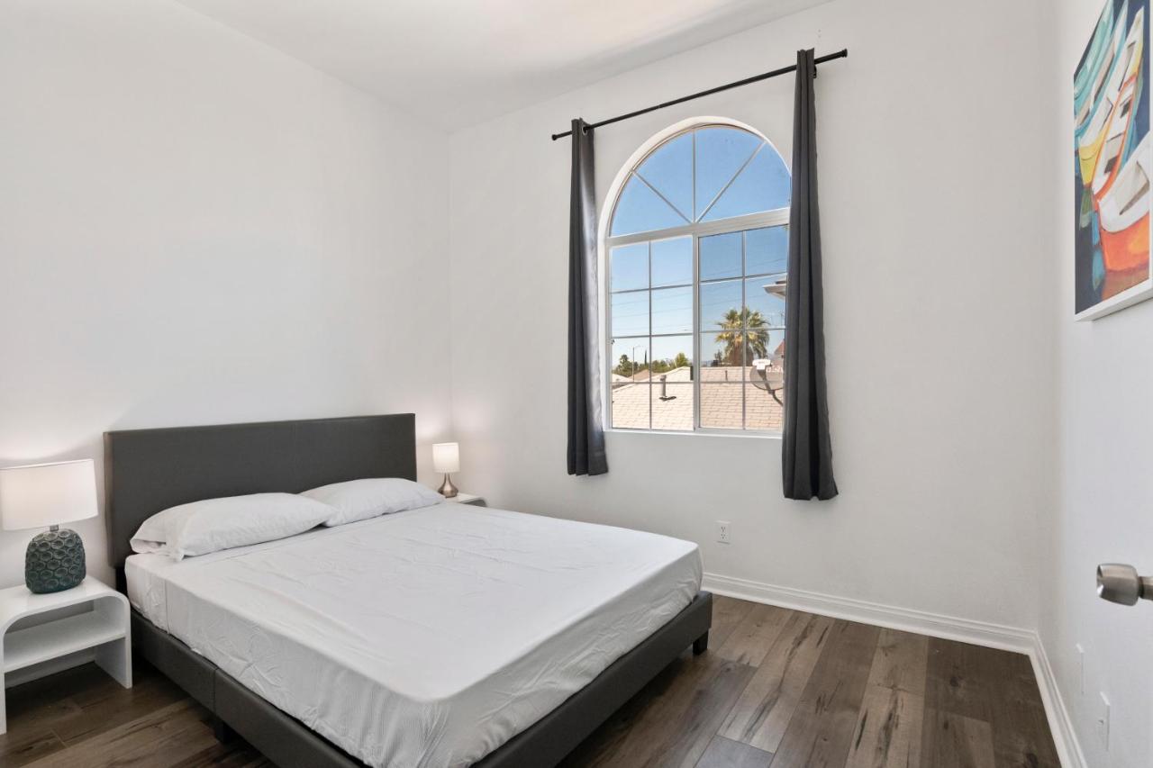 Spacious Private Gated Modern Loft Close To Universal Studio And Hollywood Los Angeles Extérieur photo